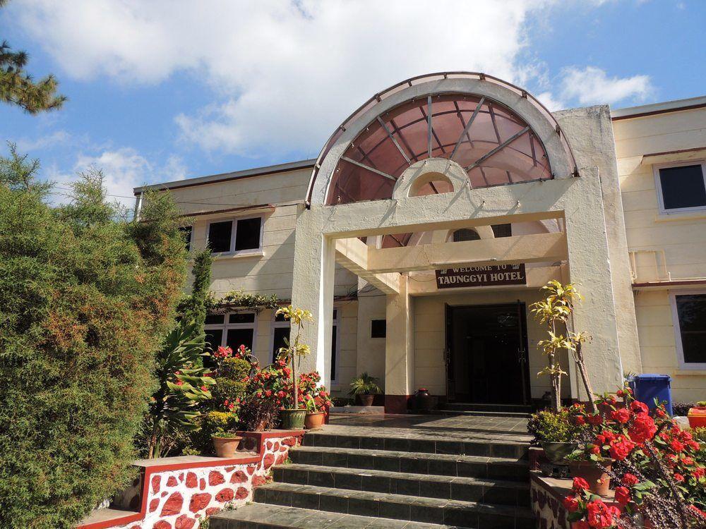 Taunggyi Hotel Exterior foto