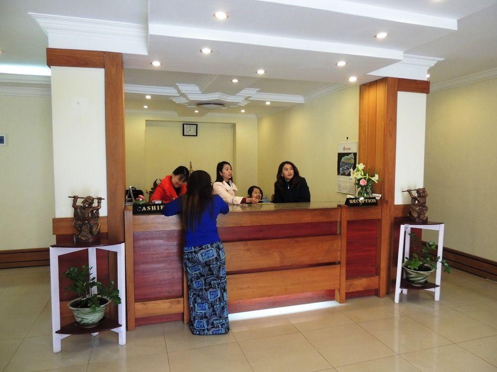 Taunggyi Hotel Exterior foto
