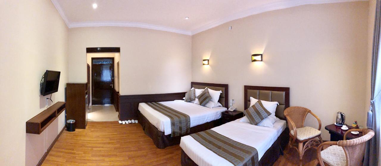 Taunggyi Hotel Exterior foto